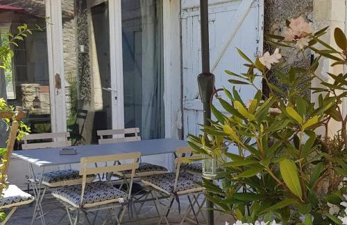 Vienne-en-Arthies Casa | Maison de vacances avec jardin à Vienne-en-Arthies, 110 m²