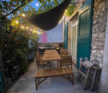 Menglon Casa | Maison de vacances dans le Diois au pied du Vercors avec 2 chambres pour 6 personnes