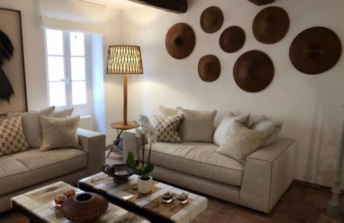 La Garde-Freinet Casa | Maison de Village Avec Terrasse Tropézienne de 38 m2, Garage et Climatisation