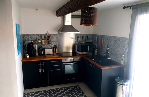 Martigues Casa | Maison de Village Avec Terrasse et Jardin, Plage à Pied