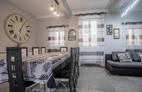 Carces Casa | Maison de village Carcès