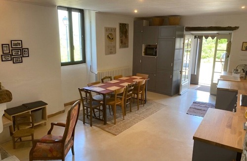 Malbosc Casa | Maison de Village Rustique. Animaux de Compagnie Acceptés!