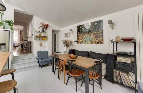 Suresnes Casa | Maison de Ville à L'anglaise à Suresnes à Louer Pendant les Vacances Scolaires