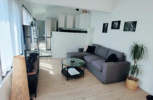 La Rochelle Apartamento | Maison de ville au calme avec jardin et parking