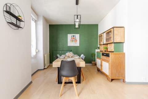 Lourdes Apartamento | MAISON DE VILLE AVEC GARAGE ET TERRASSE