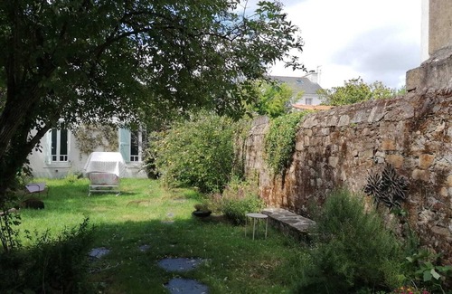 Vannes - Saint-Pasquier Casa | Maison de Ville Avec Jardin, le Calme à Proximité du Centre