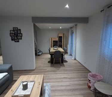 Epinal Casa | Maison de ville avec terrasse