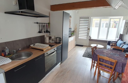 Le Merlerault Casa | Maison de Ville, Centre Village