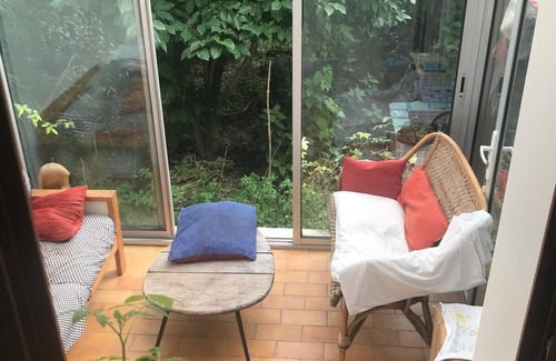 Saint-Denis Casa | Maison de Ville Calme Avec Jardin et Patio Pour Jusqu' à 9 Personnes