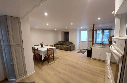 Isigny-sur-Mer Casa | Maison de Ville et Plages du Débarquement - 2 Ch - 6 Personnes