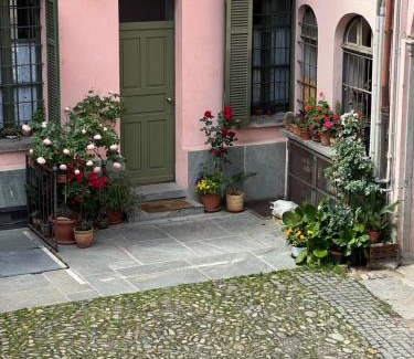 Pinerolo Apartamento | Maison des Artistes