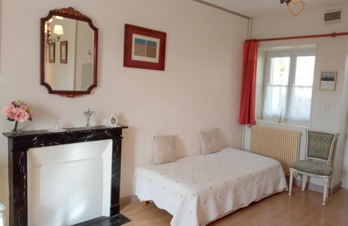 Buffon Cama Y Desayuno | MAISON des FORGES