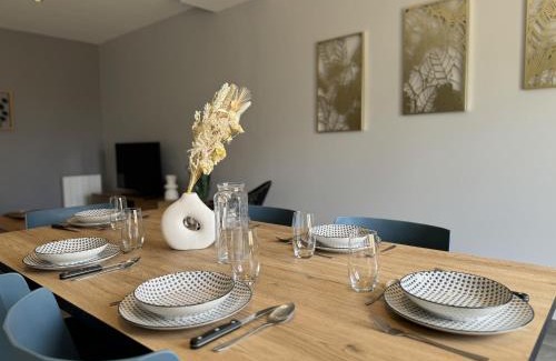 Arnage Casa | Maison des tourelles - 6pers - WiFi - Rêve au Mans
