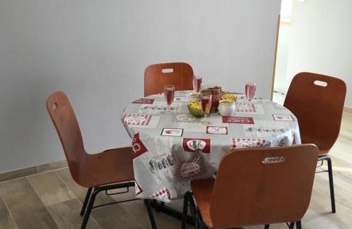 Aniche Casa | Maison Douaisis pour 4 pers avec jardin, terrasse, parking sécurisé et proche tramway - FR-1-510-134