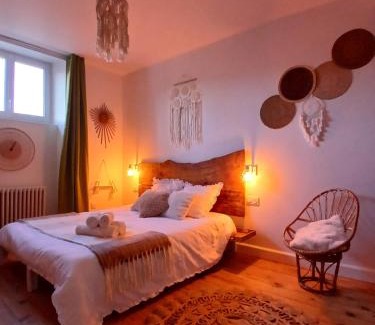 Le Pin Casa | Maison du Bonheur, Chambre Cocooon