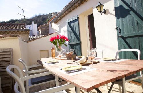 La Garde-Freinet Casa | Maison Elsud LA GARDE-FREINET centre 3 Chambres Terrasse Parking