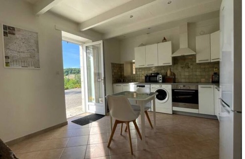 Castelnau-Montratier-Sainte-Alauzie Villa | Maison en Pierre au Cœur du Quercy Blanc