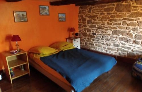 Lanhelin Casa | maison en granit bleue