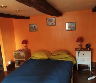 Lanhelin Casa | maison en granit bleue
