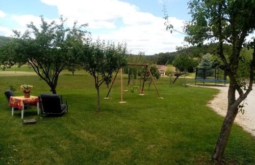 Calviac-en-Perigord Casa | Maison en pierre rénovée avec jardin, proche Sarlat, idéale pour familles, avec équipements bébé inclus - FR-1-616-200