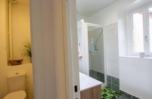 Calviac-en-Perigord Casa | Maison en pierre rénovée avec jardin, proche Sarlat, idéale pour familles, avec équipements bébé inclus - FR-1-616-200