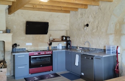 Frontenac Casa | Maison en Pierre Sans Vis-à-vis