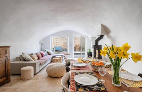 Puygiron Casa | Maison en pierres 6/8pers, piscine & sublime vue