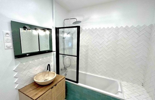 Asnieres-sur-Seine Casa | Maison Entière à Côté des JO/ 200 m2 /5 Chambres