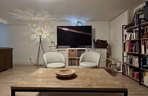 Asnieres-sur-Seine Casa | Maison Entière à Côté des JO/ 200 m2 /5 Chambres