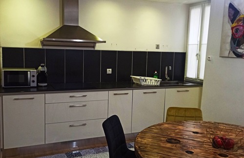 Villeneuve-d'Olmes Casa | Maison Entière Située au Centre de Villeneuve D'olmes