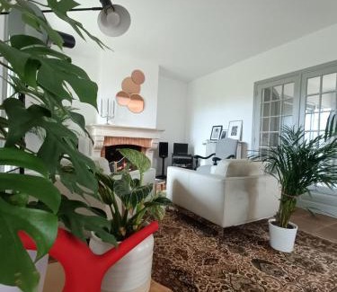 Nuits-Saint-Georges Cama Y Desayuno | Maison et Florescence