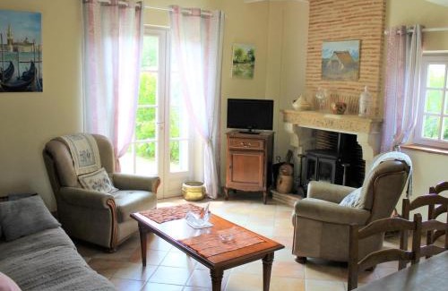 Lamonzie-Saint-Martin Casa | Maison familiale avec piscine près de Bergerac, idéale pour randos et visites historiques - FR-1-616-112
