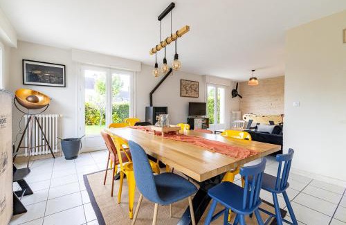 Sainte-Anne-d'Auray Apartamento | Maison familiale - Spacieuse - Wifi - Parking