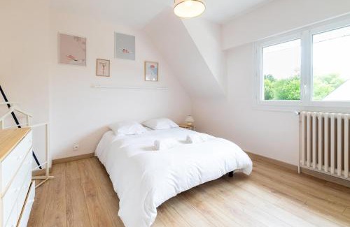 Sainte-Anne-d'Auray Apartamento | Maison familiale - Spacieuse - Wifi - Parking