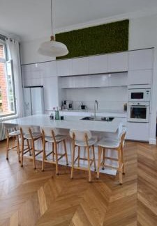 Ully-Saint-Georges Casa | Maison familiale Ecole des Filles