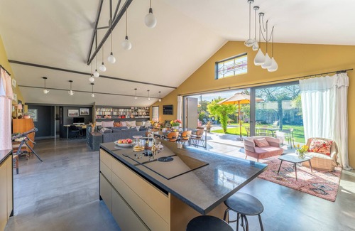 Le Bouscat Casa | Maison Familiale Avec Piscine, au Calme, à10 mn à Pied du Tram