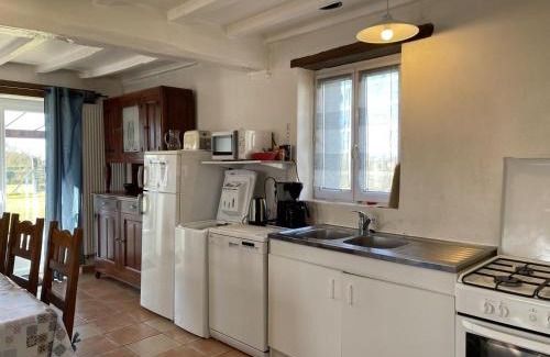 Saint-Genest Casa | Maison familiale avec jardin clos, proche station thermale - FR-1-489-562