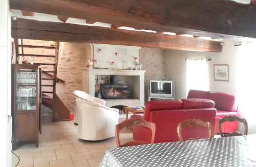Denee Casa | Maison familiale charmante à Denée avec jardin et loisirs