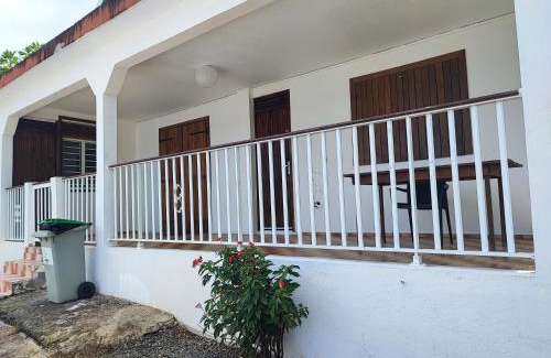 Le Moule Casa | Maison familiale Jeanne Le Moule location saisonnière 4 - 7 pers