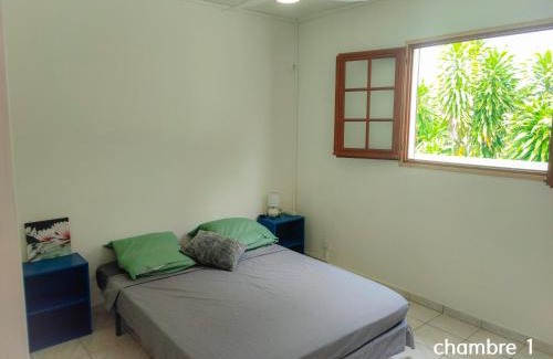 Le Moule Casa | Maison familiale Jeanne Le Moule location saisonnière 4 - 7 pers