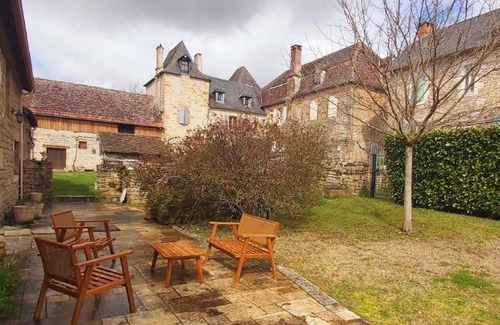 Strenquels Casa | Maison familiale Lotoise