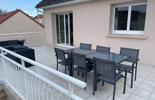 Baslieux-sous-Chatillon Casa | Maison D'hôtes