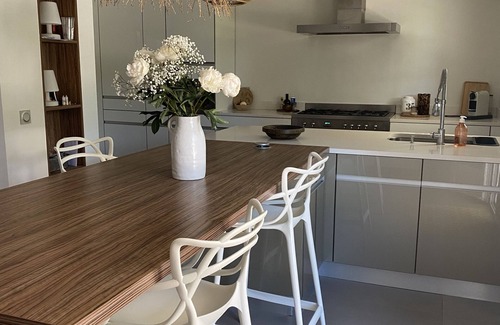 Entraigues-sur-la-Sorgue Casa | Maison de Famille, Douce, où il Fait bon Profiter de ses Vacances