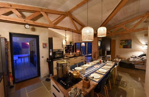 Les Adrets-de-l'Esterel Casa | Maison Bioclimatique Avec Piscine Pour 8 Personnes au Calme