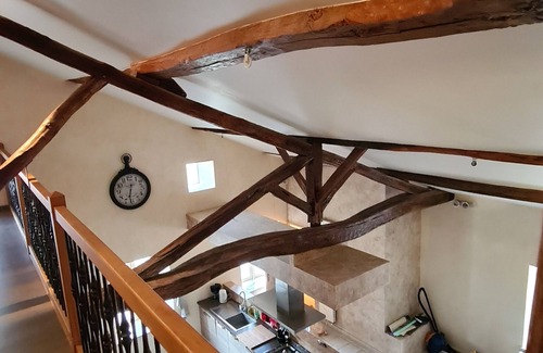 Saint-Didier-sur-Beaujeu Casa | Maison de Village Pour 15 Personnes