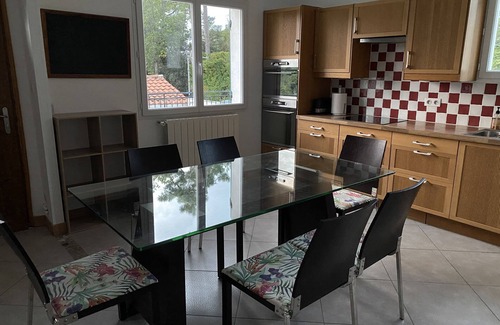 Saint-Georges-de-Didonne Casa | Maison Entiere 200 M² 12/15 Pers. Piscine Privee- 400m Plage Royan Parc - Calme