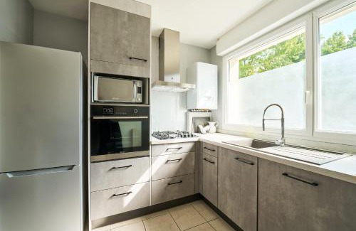 Saint-Jacques-de-la-Lande Casa | Maison Brehat - 3 chambres parking & jardin