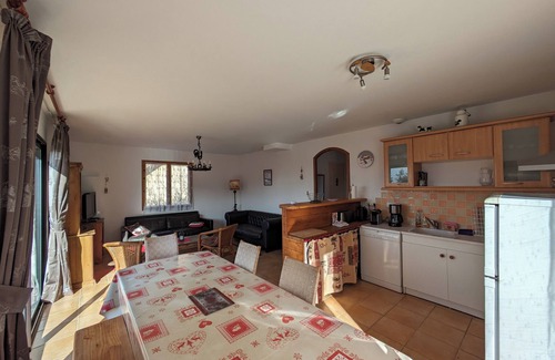 Saint-Michel-de-Chaillol Apartamento | Maison de Montagne 3 Pièces - 90m² 5 à 7 Personnes Surplombant le Champsaur