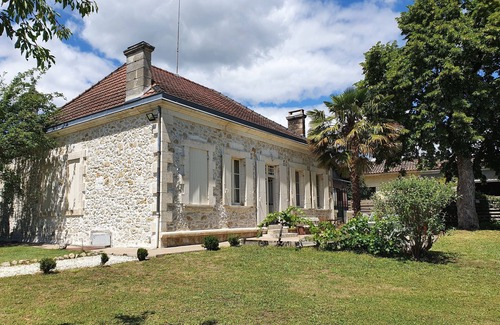Villefranche-de-Lonchat Casa | Maison de Campagne au Cœur des Vignes: se Retrouver en Famille ou Entre Amis !