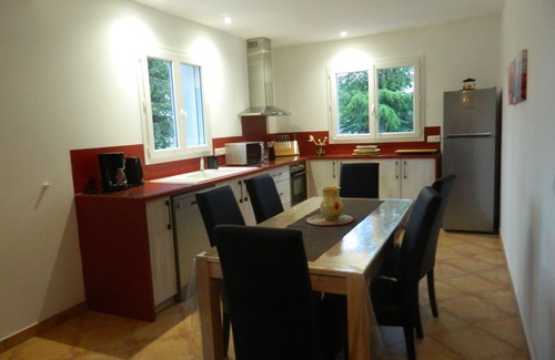 Orgnac-l'Aven Casa | Casa de vacaciones con piscina climatizada y garaje en South Ardèche